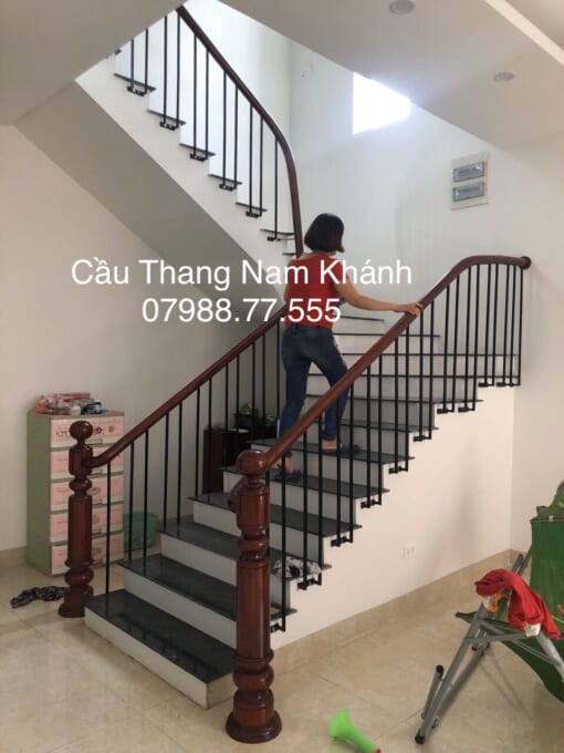 mẫu cầu thang sắt