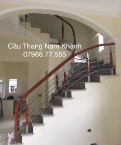 mẫu cầu thang inox tay vịn nhựa