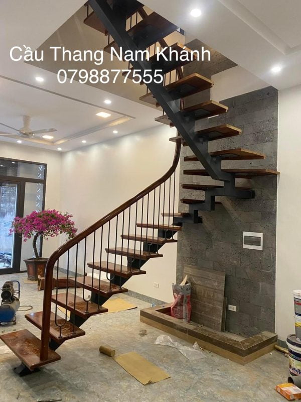 mẫu cầu thang xuong cá